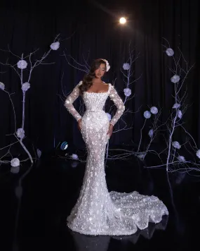 Carly Elegant  Wedding Dress