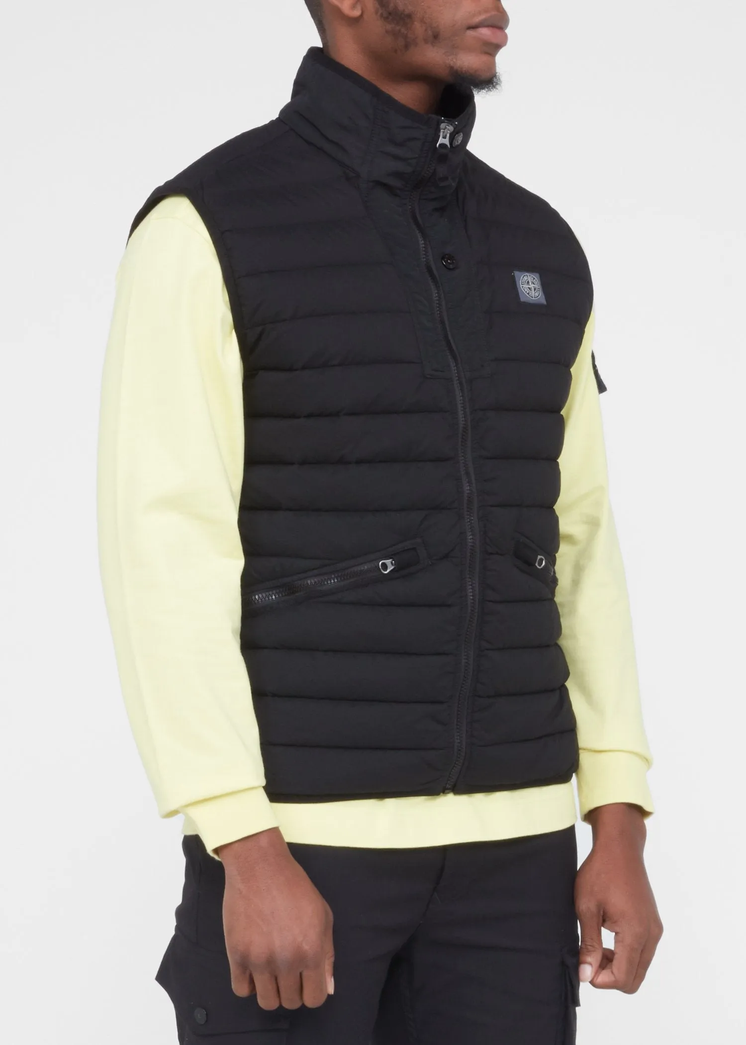 STONE ISLAND: VEST [BLACK]