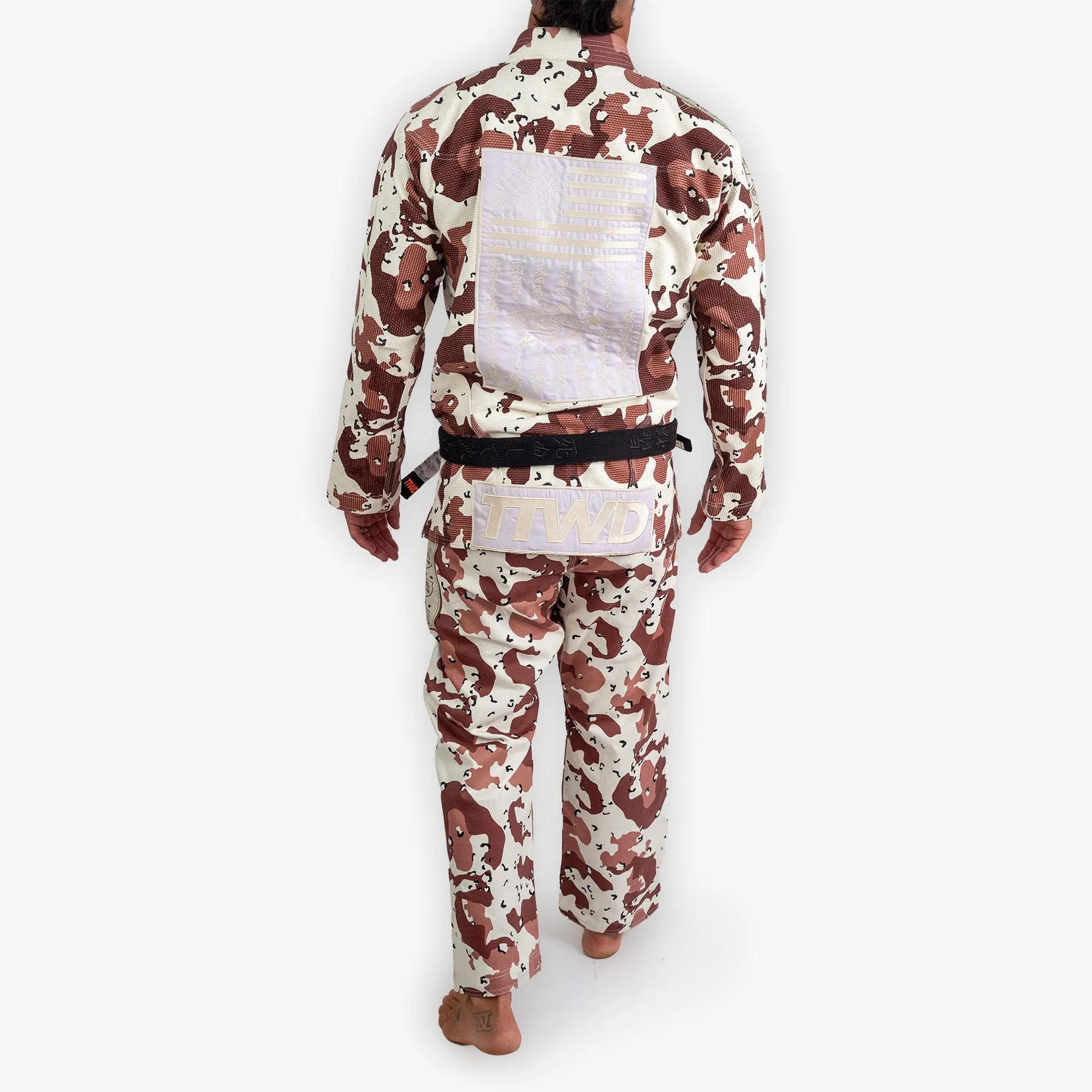 The Official Issue Business Suit V34 - Desert Combat